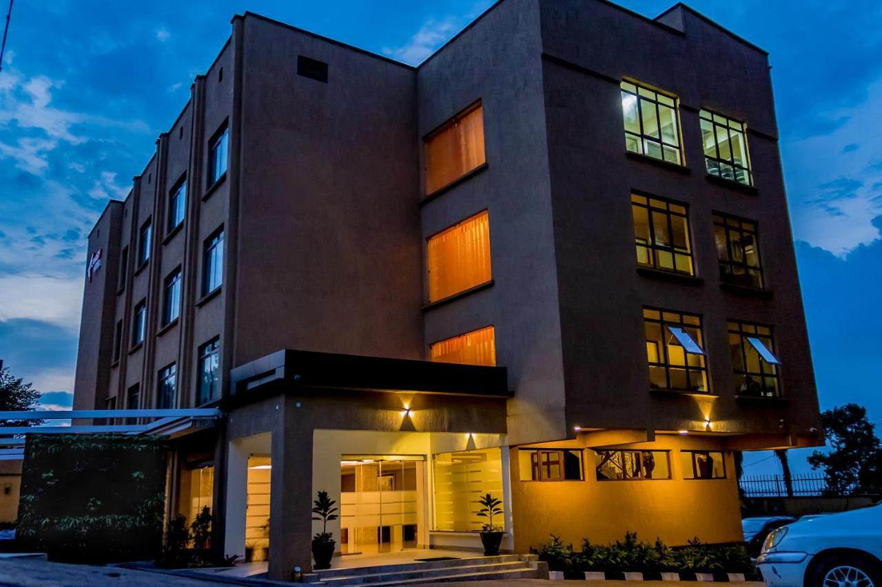 Canary Hotel Kampala Eksteriør bilde